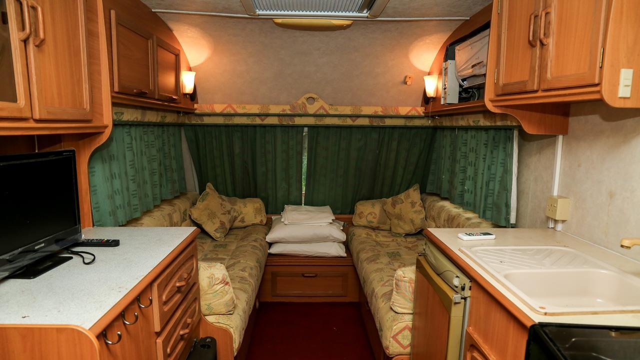 Malwathu Oya Caravan Park Bed & Breakfast Anuradhapura Dış mekan fotoğraf